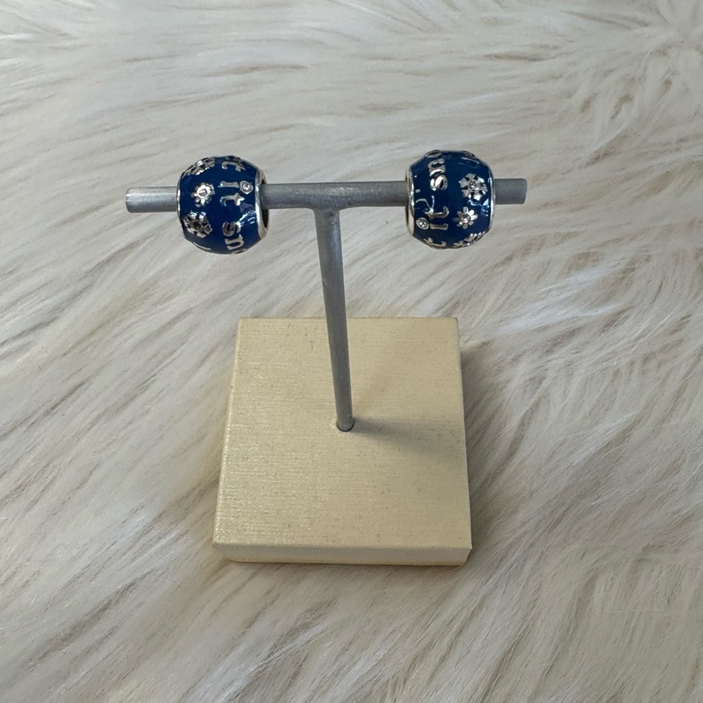 Brighton Set of Two Let It Snow Charms